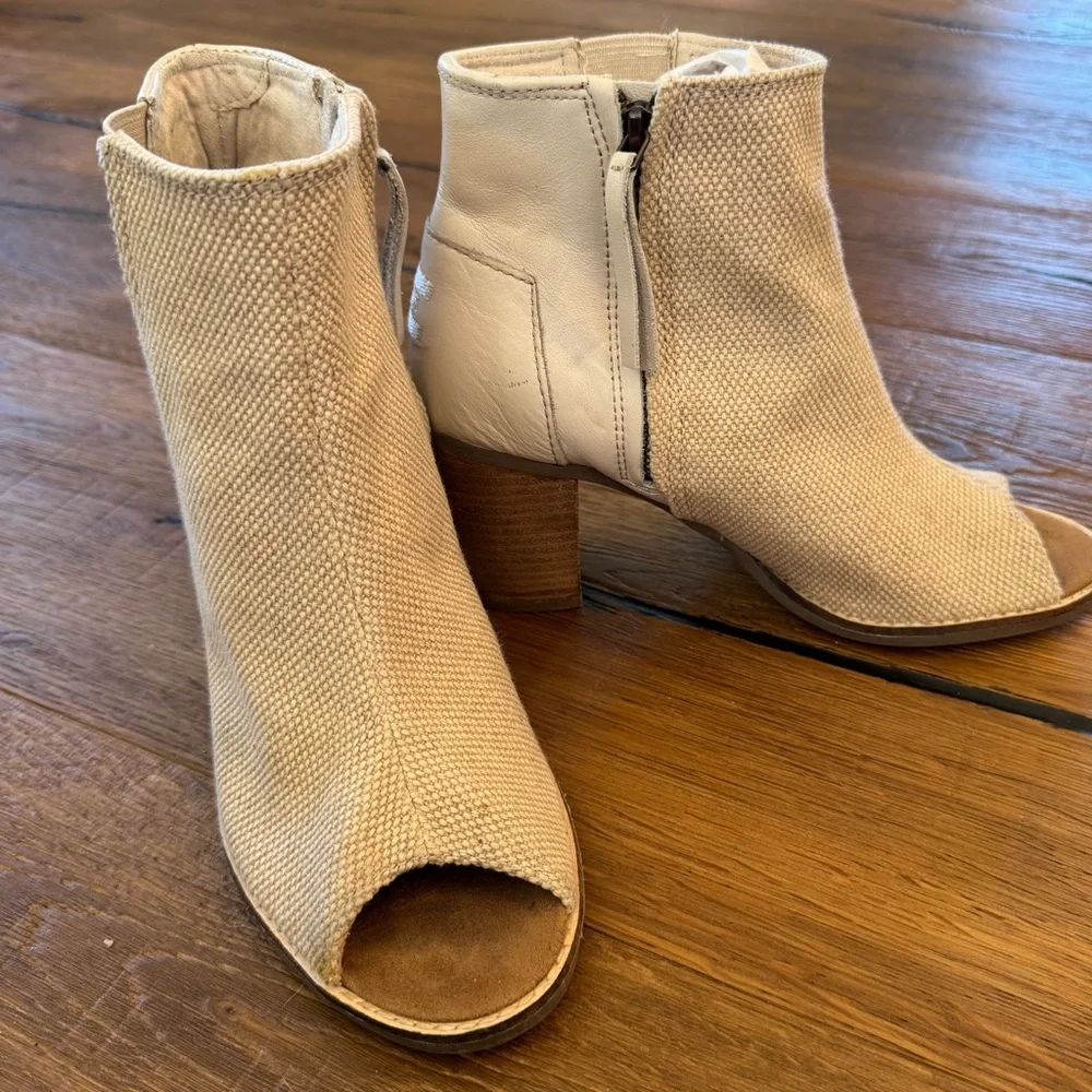 Toms Cream Open-Toe Ankle Boots